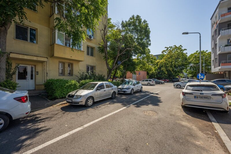 Telita, studio complet mobilat si utilat.